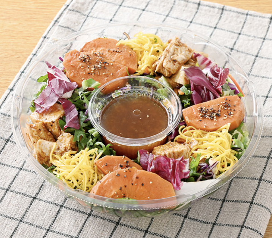 スパイシーチキンとグリル人参サラダ
